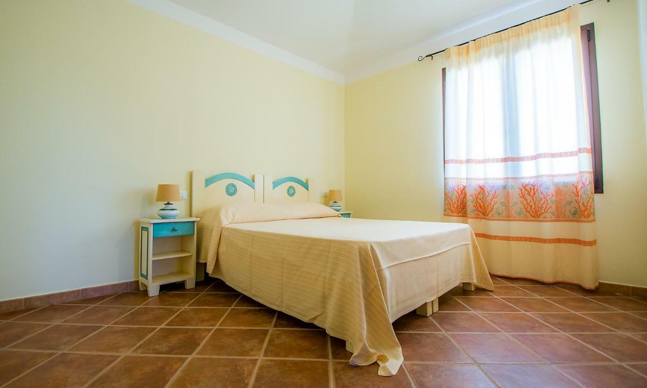 Appartamenti Sole Di Sardegna Кала Либерото Екстериор снимка